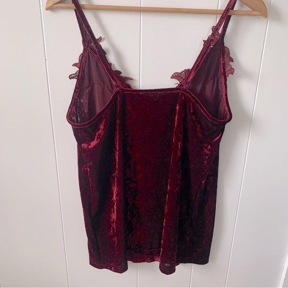 Velvet lace tank top - Picture 3 of 4